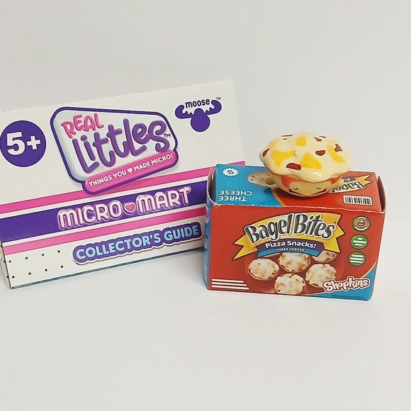 Shopkins Real Littles Micro Mart Bagel Bites Pizza Snacks Theresa Three Cheese - Picture 1 of 5